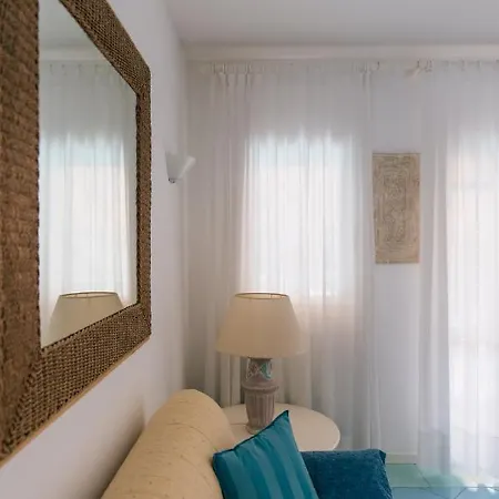 Carlotta Lido Aparthotel